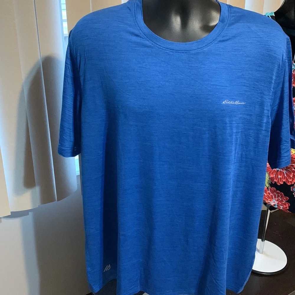 Eddie Bauer- Motion Dri-Fit Tees.  XL - Picture 3 of 7